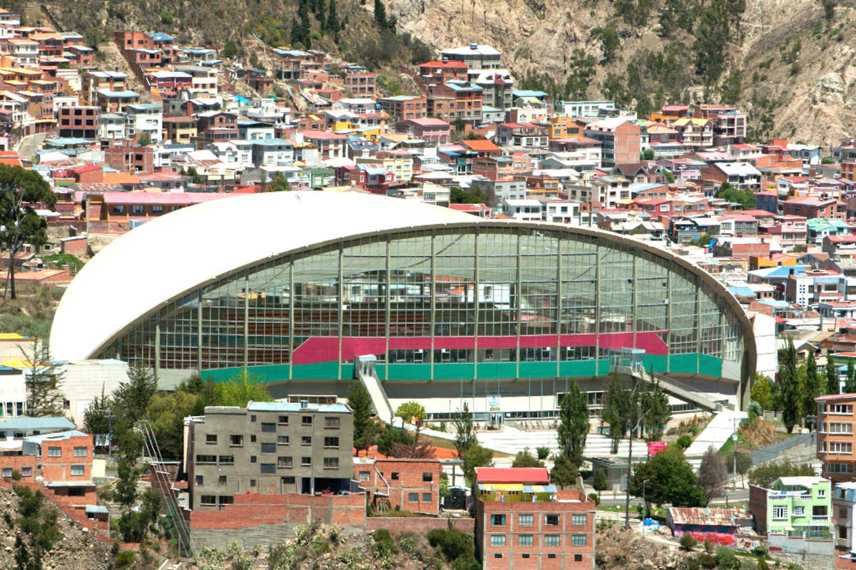 COMPLEJO DEPORTIVO PISCINA ALTO OBRAJES